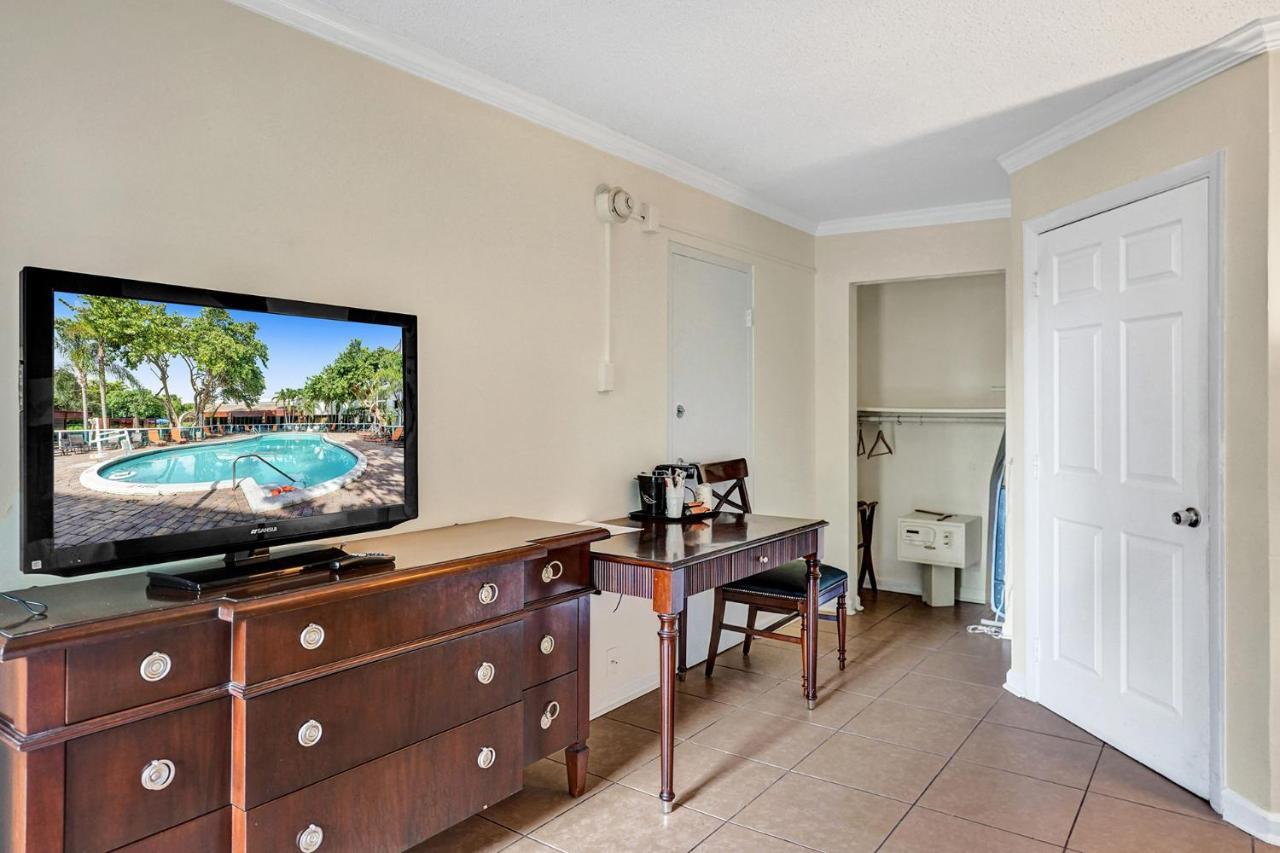 Fort Lauderdale Grand Hotel Екстер'єр фото
